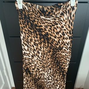 Leopard midi skirt